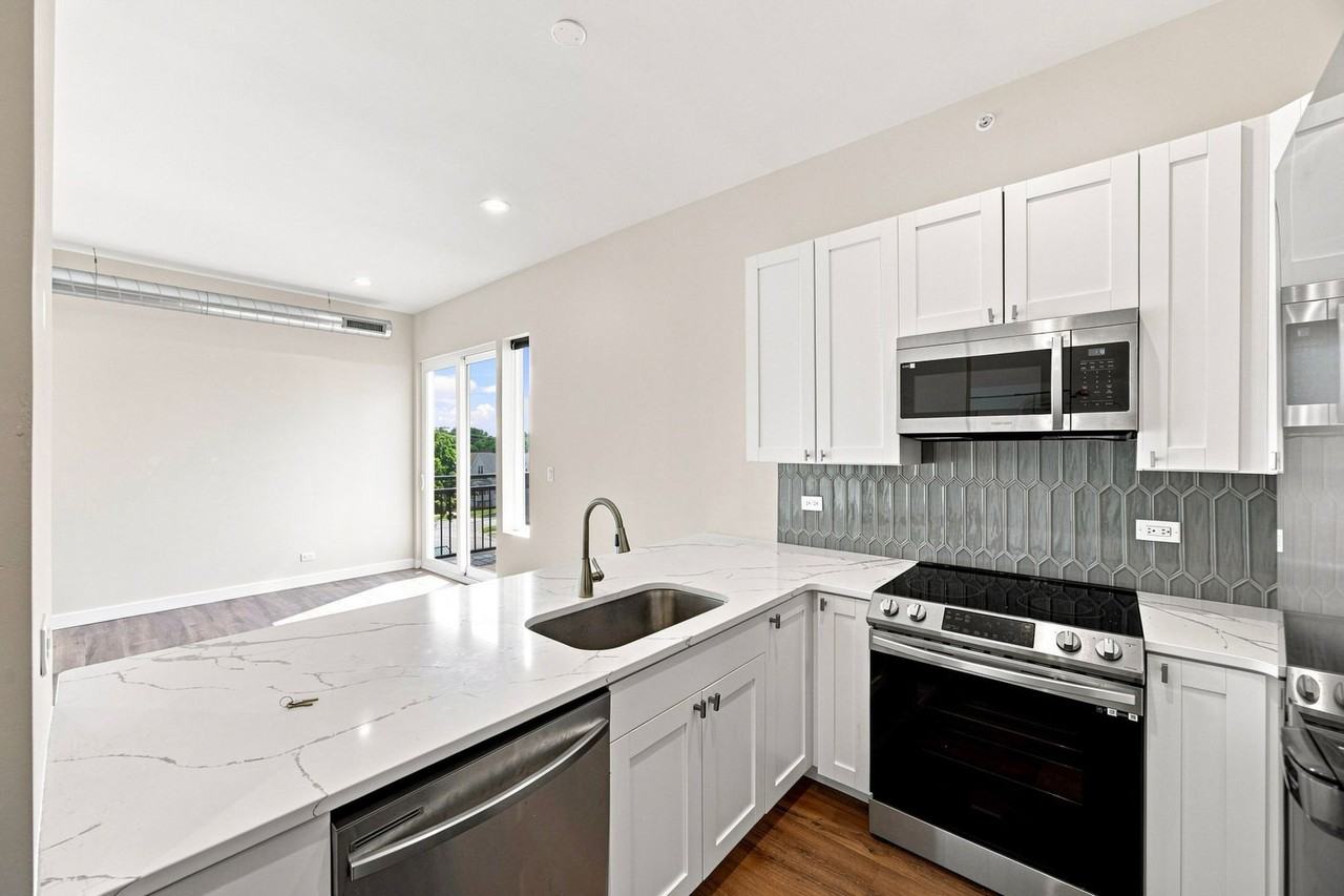 3727 Sunnyside Ave. - Photo 3 of 16