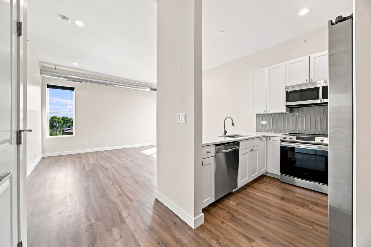 3727 Sunnyside Ave. - Photo 4 of 16
