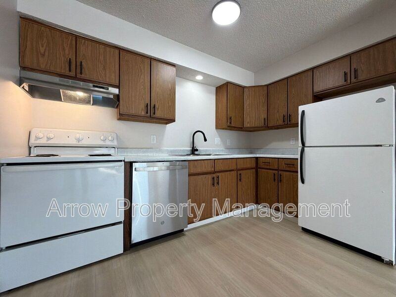 2323 T St #7 - Photo 2 of 15