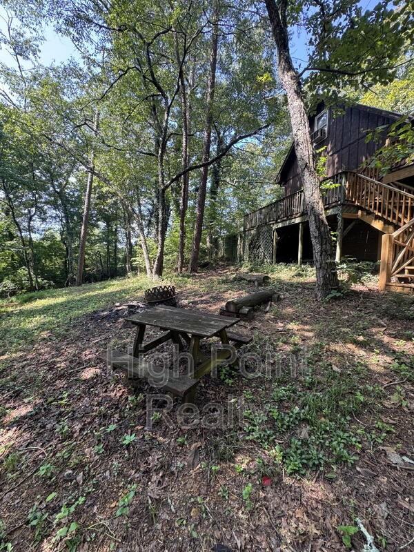 6201 Robin Ln Nw - Photo 7 of 31