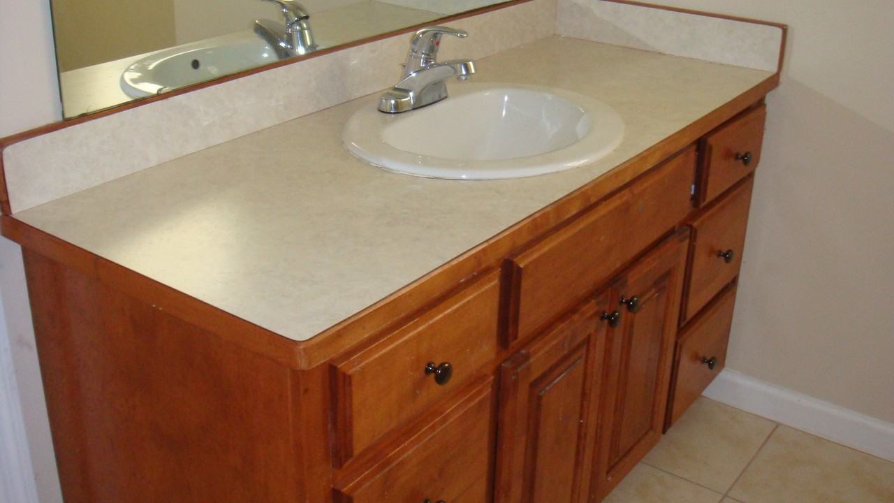5761 Emily Ln - Photo 5 of 11