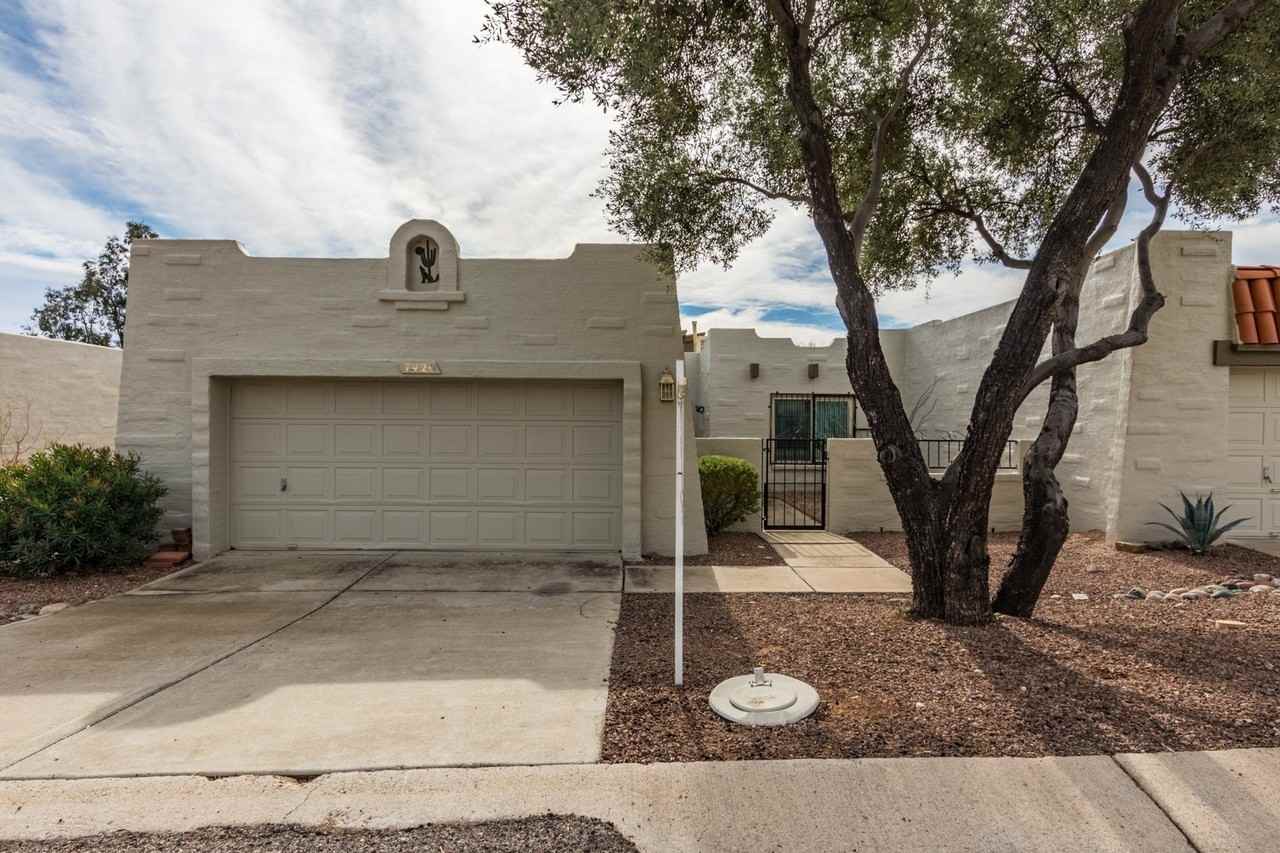 7420 E Wandering Rd - Photo 6 of 26