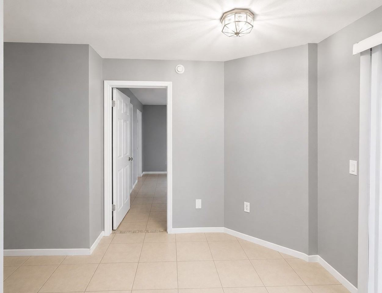 112 Reserve Cir #100 - Photo 7 of 14