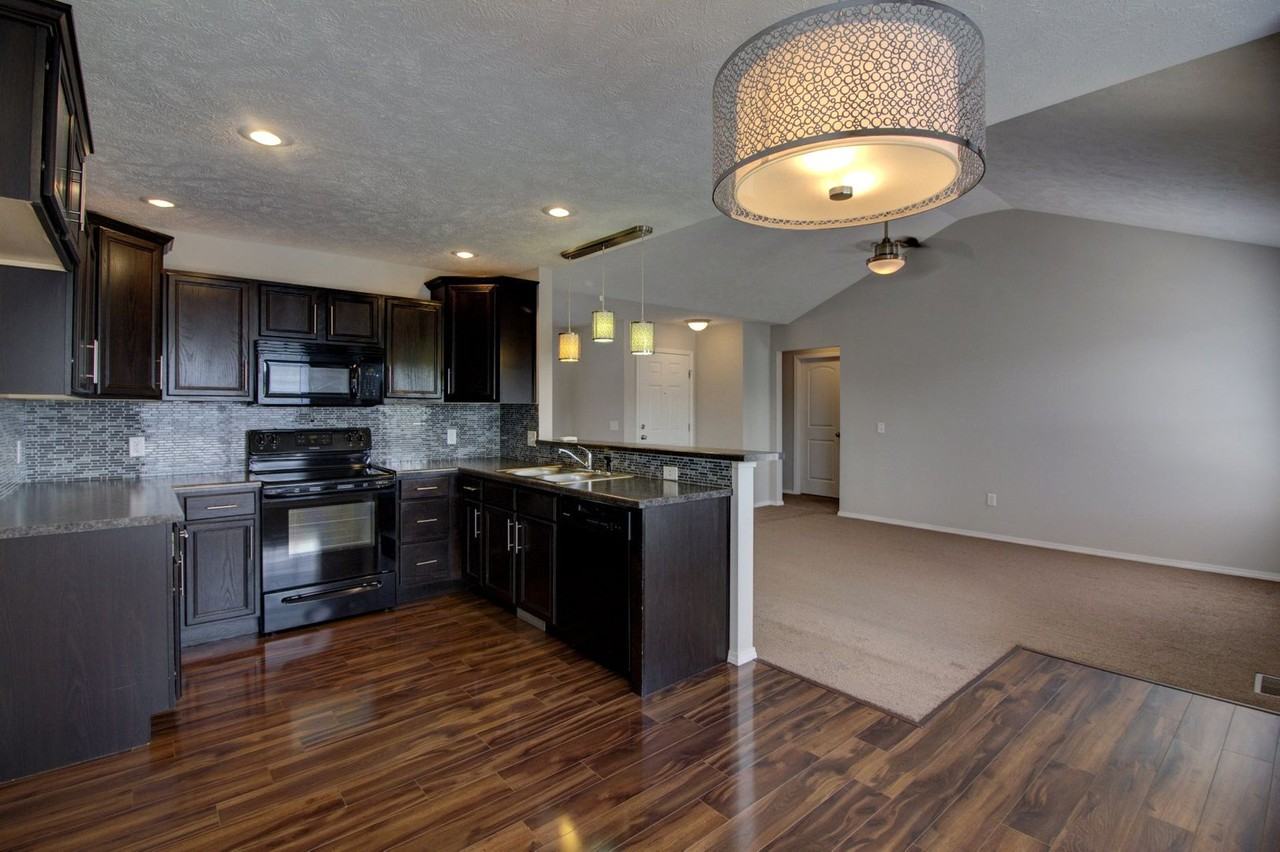 2508 W Spring Water St - Photo 4 of 23