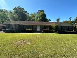 featured image of 3906 Dalraida Pl