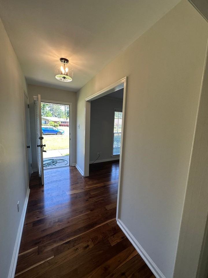 3906 Dalraida Pl - Photo 3 of 36