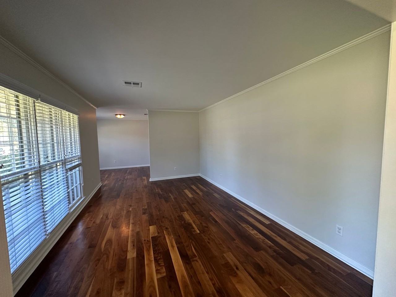3906 Dalraida Pl - Photo 4 of 36