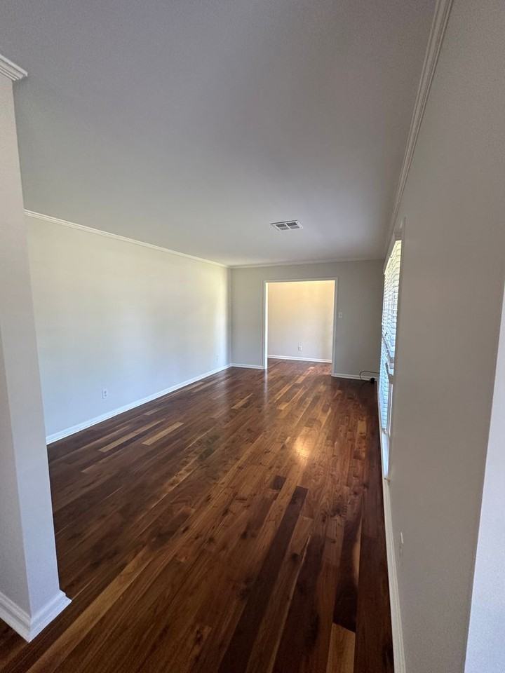 3906 Dalraida Pl - Photo 6 of 36