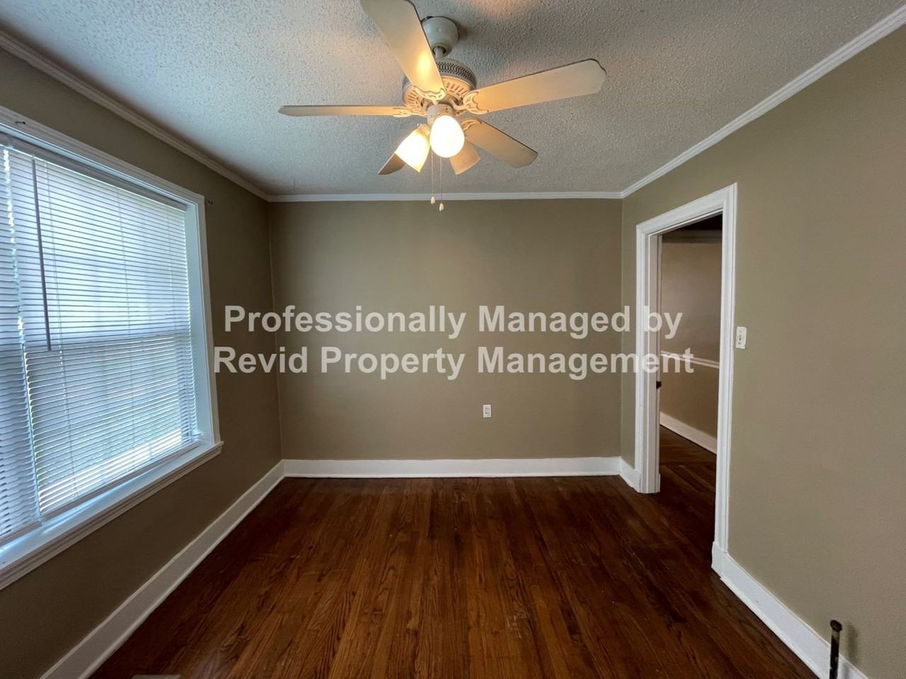 3560 Stuart Rd - Photo 5 of 17