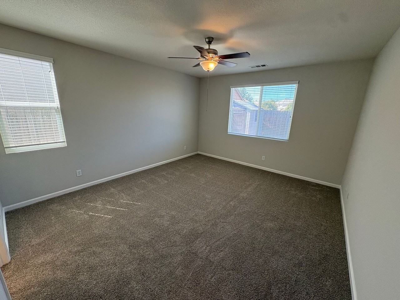 1332 Tuolumne Way - Photo 7 of 15