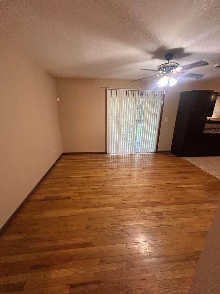 2277 Jennings St - Photo 4 of 15
