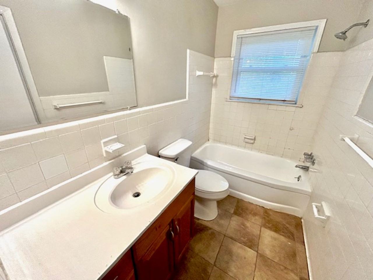 2710 Scenic View Dr Nw - Photo 3 of 23