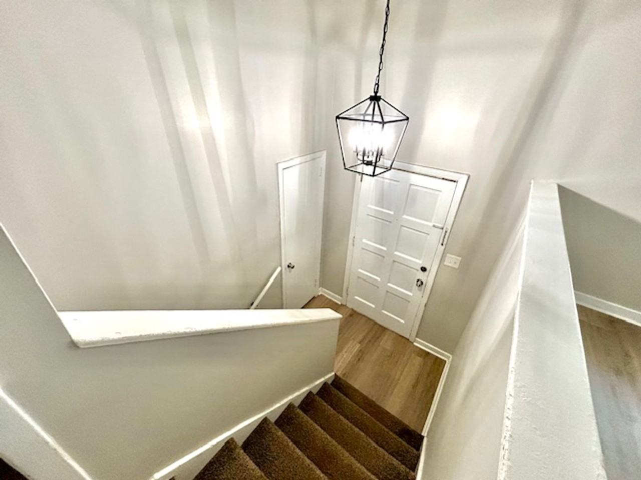 2710 Scenic View Dr Nw - Photo 4 of 23