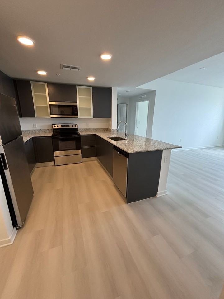 5579 Millenia Park Blvd - Photo 2 of 23