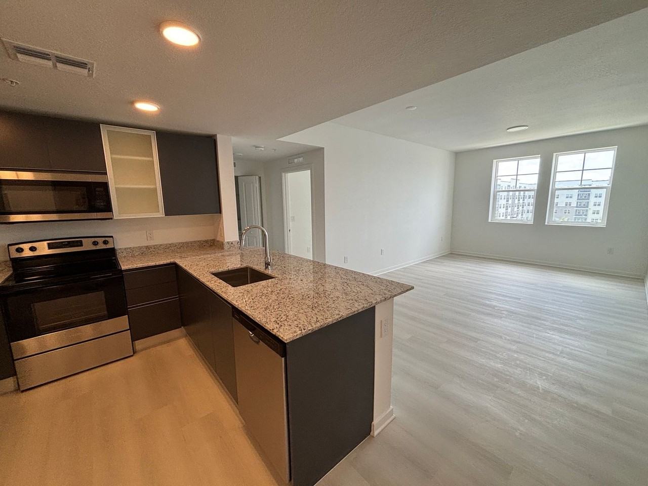 5579 Millenia Park Blvd - Photo 3 of 23