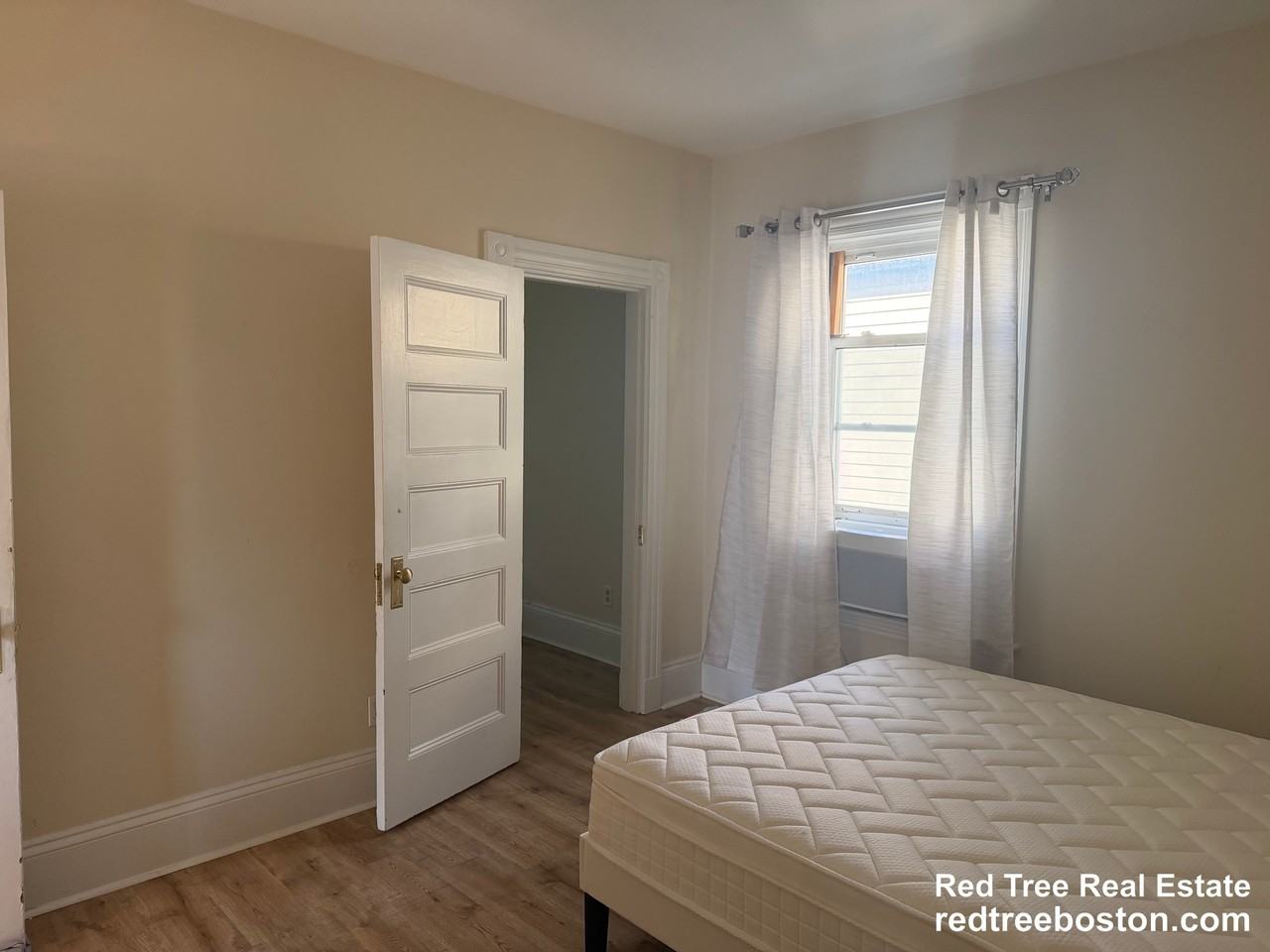14 Glenwood Ave #2 - Photo 5 of 14