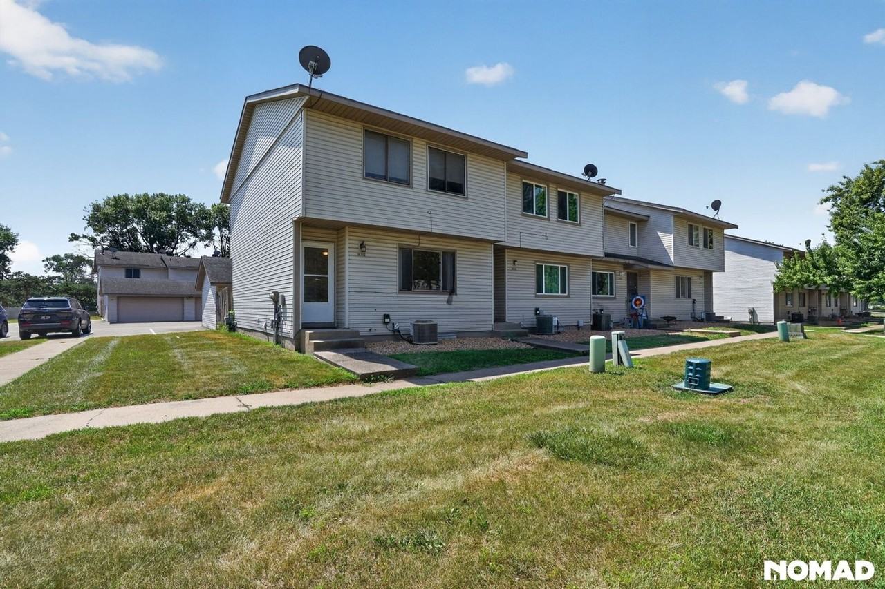 16112 Foliage Ave W