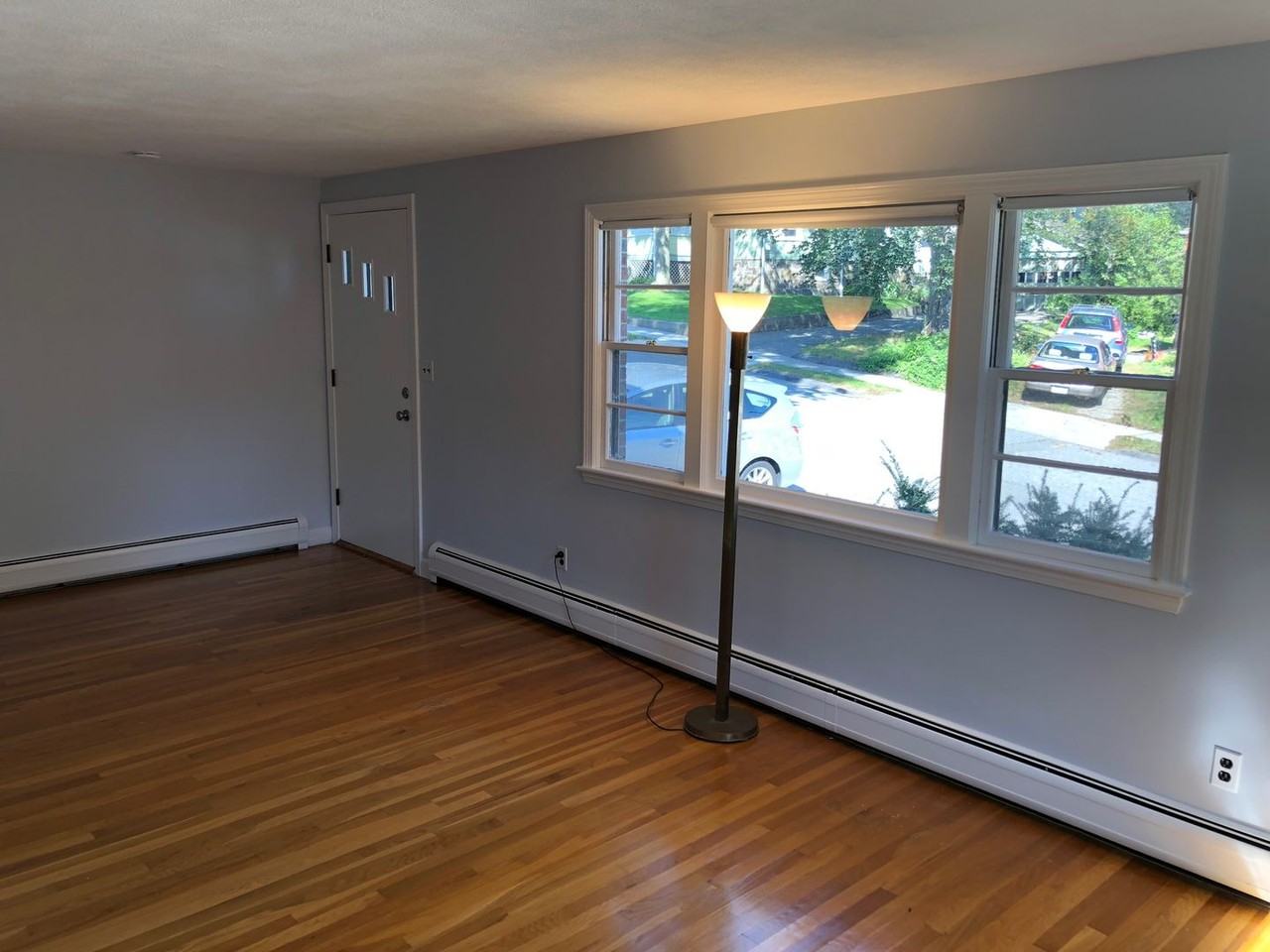 4 Hawthorne St - Photo 6 of 26