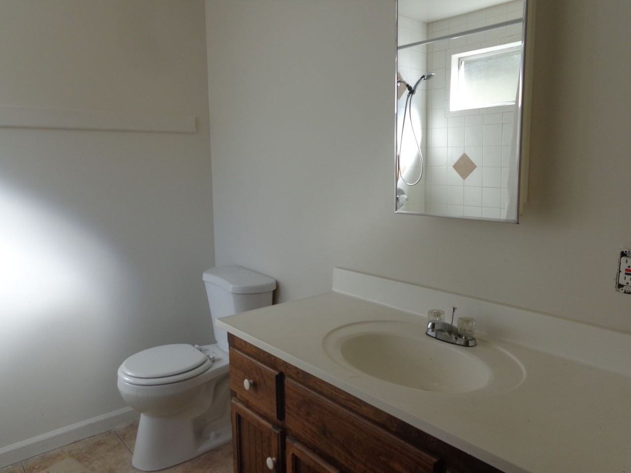 1021 Coulter Pine Rd - Photo 5 of 17