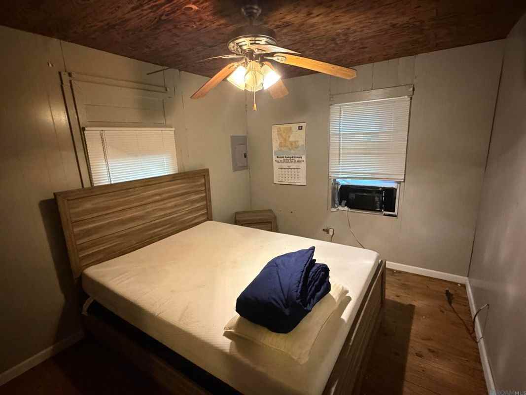 6865 Island Rd - Photo 3 of 7