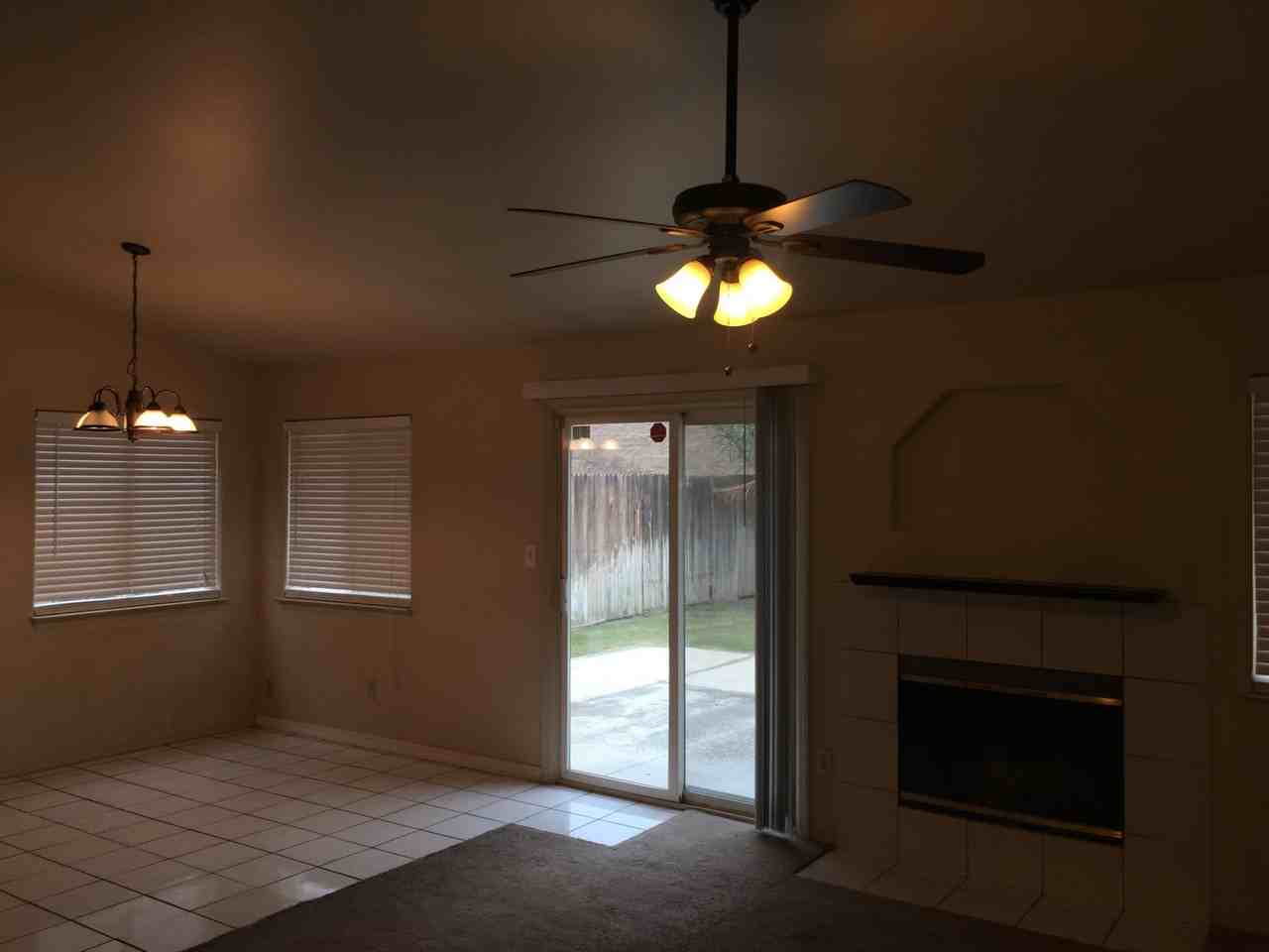 8915 Mendocino Dr - Photo 4 of 9