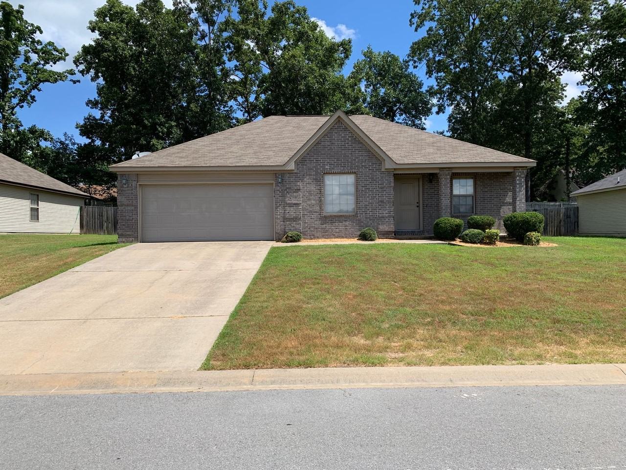 2476 Pleasant Willow Dr - Photo 4 of 9