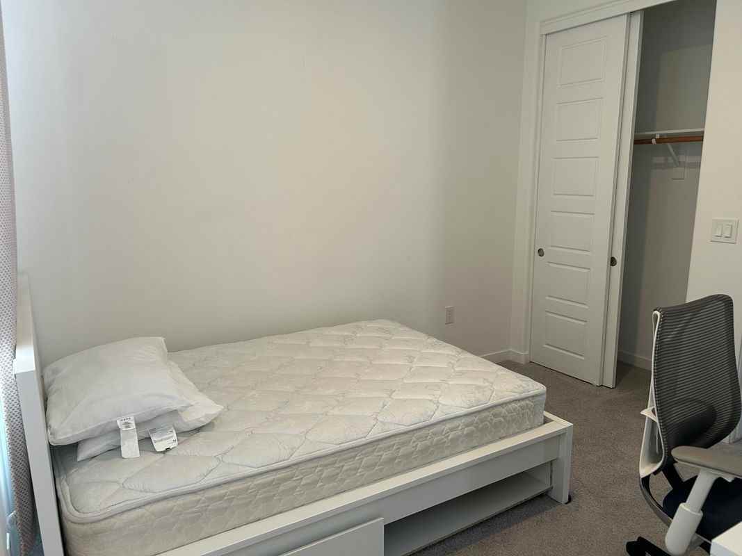905 Madonna Rd - Photo 7 of 19