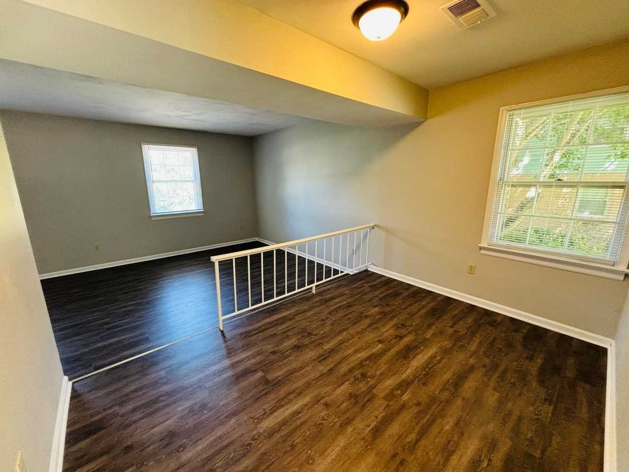 2712 Wellesley Ct - Photo 6 of 21