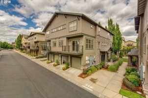 featured image of 642 Ne Newstead Ln