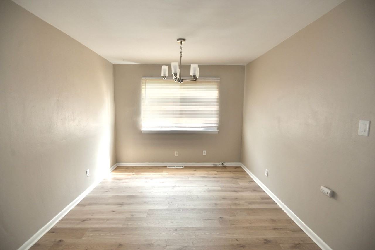 278 Appian Ave - Photo 5 of 26