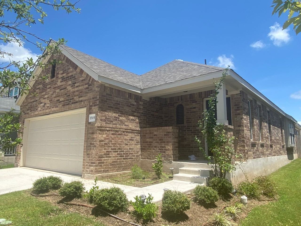 17115 Alturas Ave - Photo 4 of 26