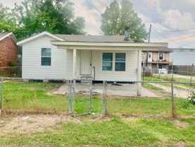 3605 Center St - Photo 1 of 1