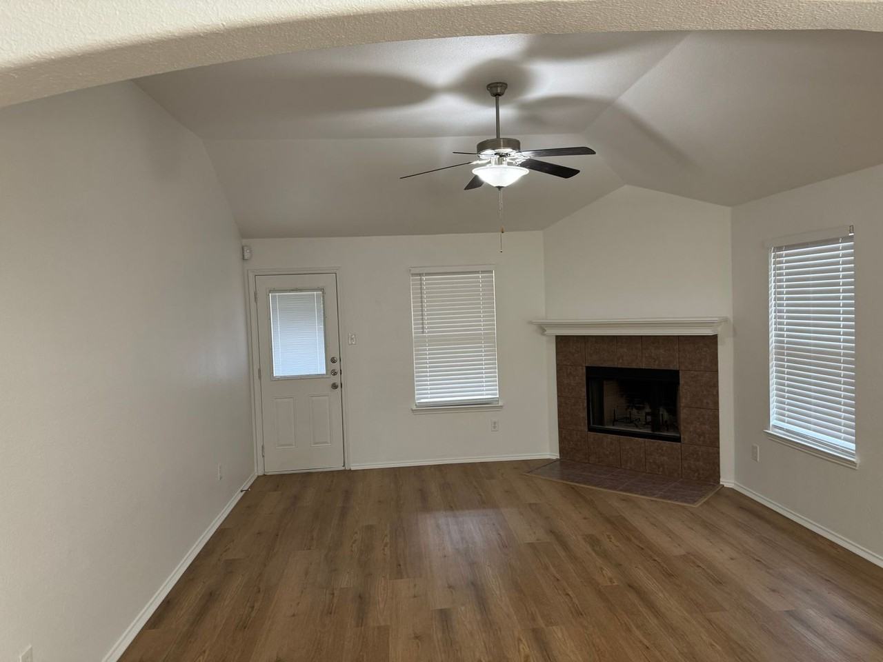 4212 Agate Dr - Photo 5 of 16