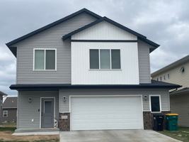 featured image of 1136 27th Ave W
