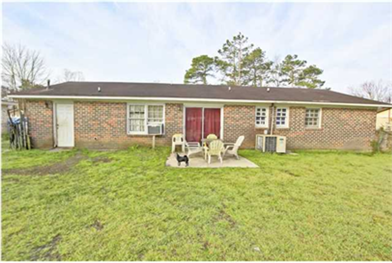 4490 Hardwood St - Photo 2 of 2