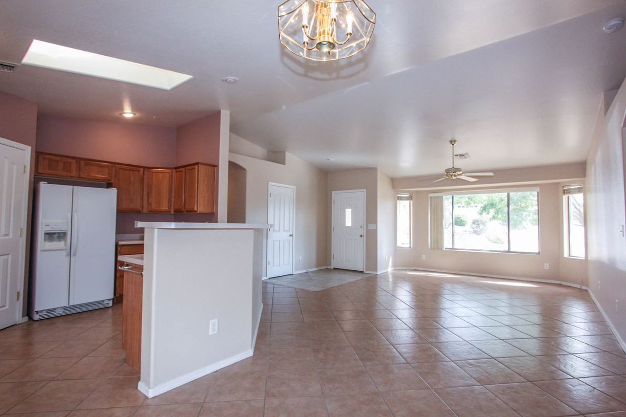 7200 E Spouse Dr - Photo 3 of 12