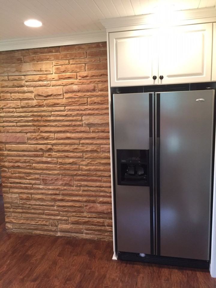 1218 W White Oak Dr - Photo 4 of 14