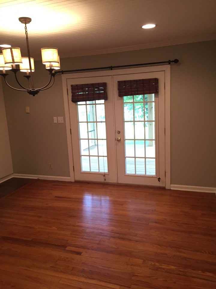 1218 W White Oak Dr - Photo 6 of 14