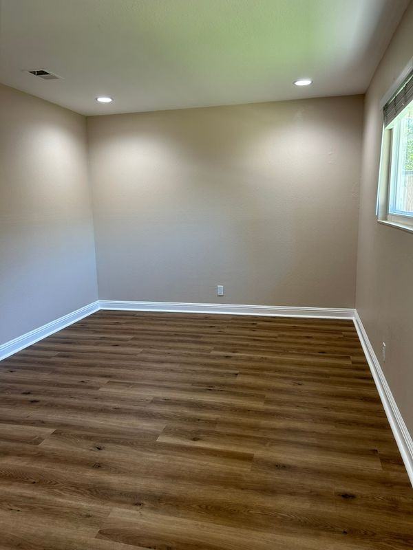 5799 Saint Paul Dr - Photo 6 of 18