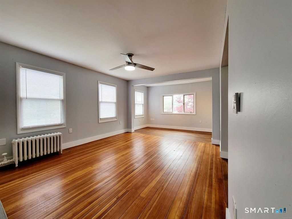 475 Prospect St - Photo 4 of 11