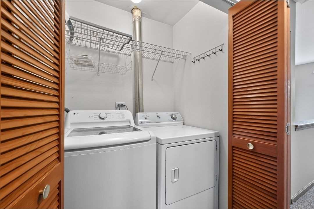 2632 Canyon Dr - Photo 5 of 12