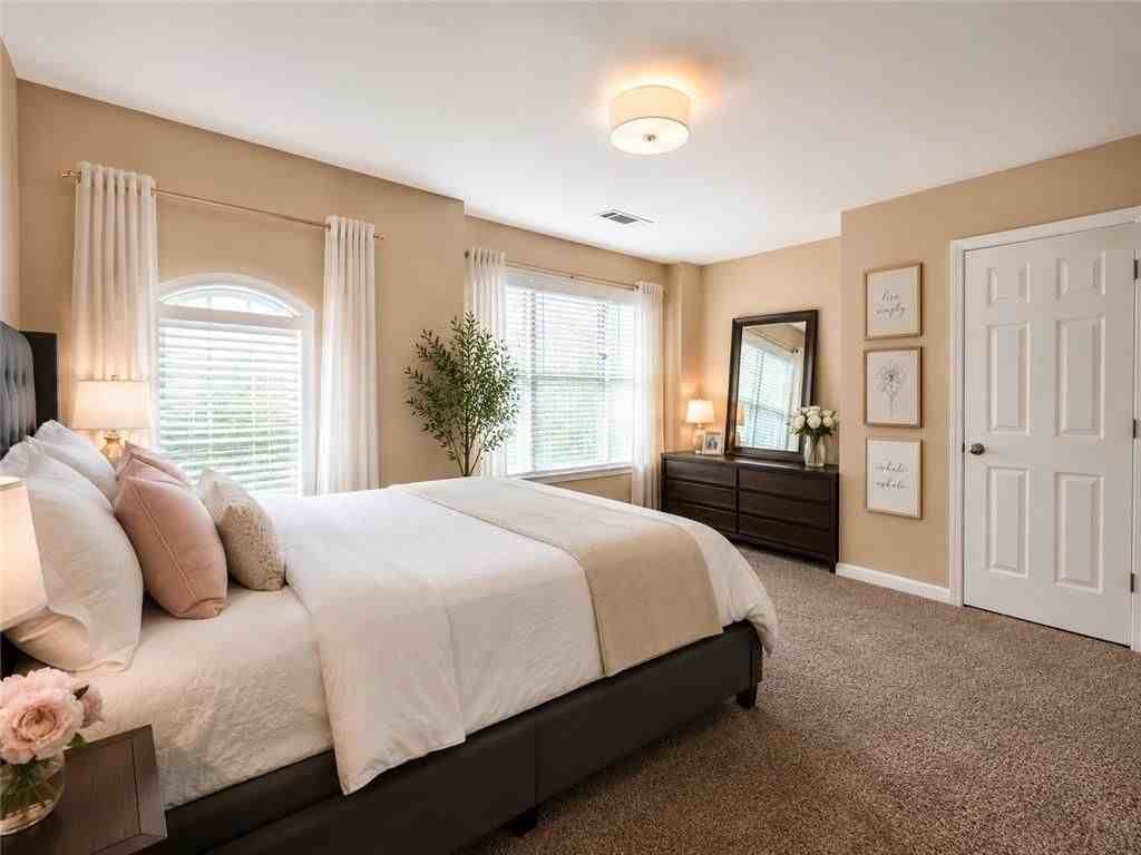 2023 Executive Dr - Photo 3 of 13