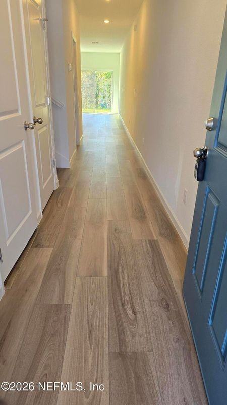 653 Holly Lakes Dr - Photo 2 of 19