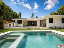 featured image of 9342 Airdrome St