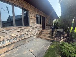 featured image of 73 Aspinwall St ##2