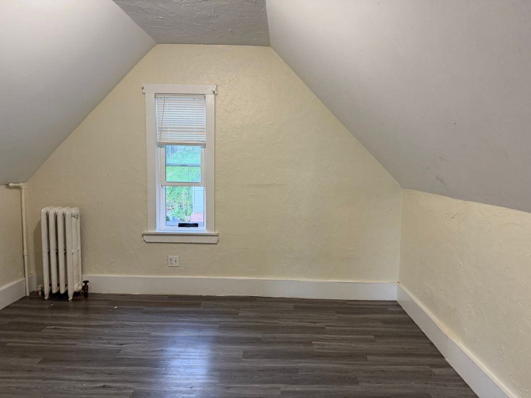 87 Endicott Ave - Photo 3 of 3