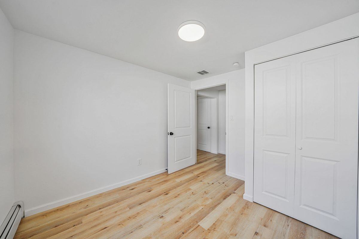 338 Virginia Ave - Photo 3 of 14