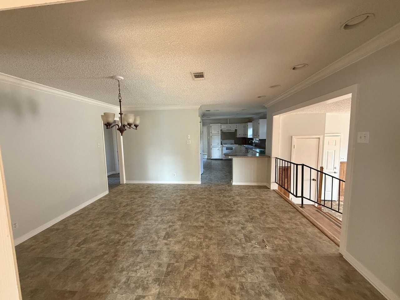 8900 Brockington Rd #42 - Photo 6 of 27