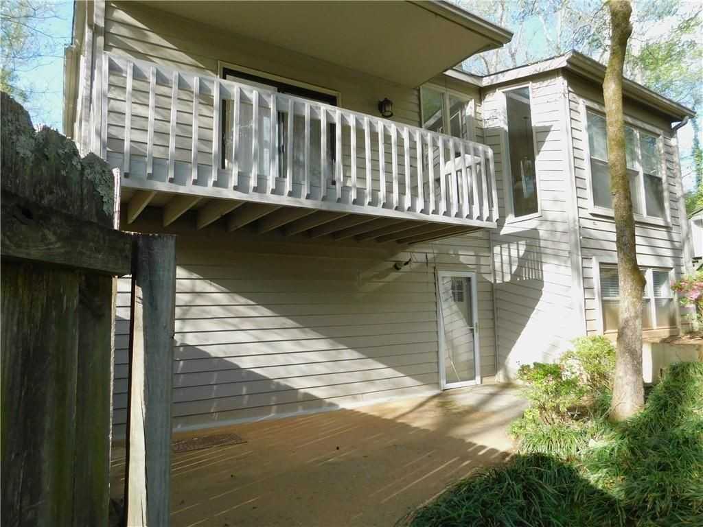 1930 Annwicks Dr - Photo 3 of 44