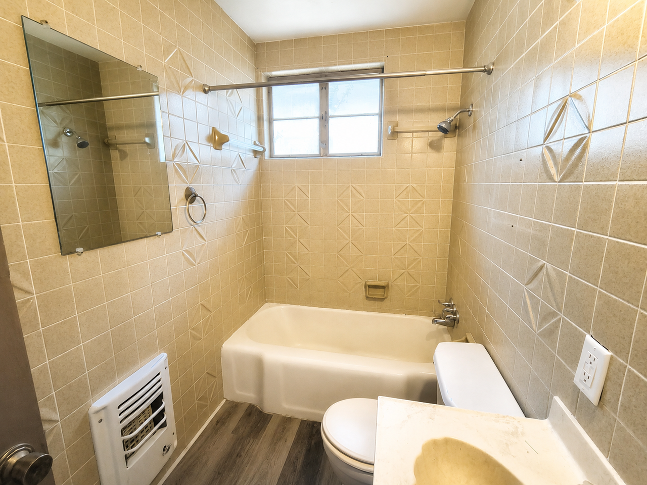 2326 Abilene St - Photo 4 of 6